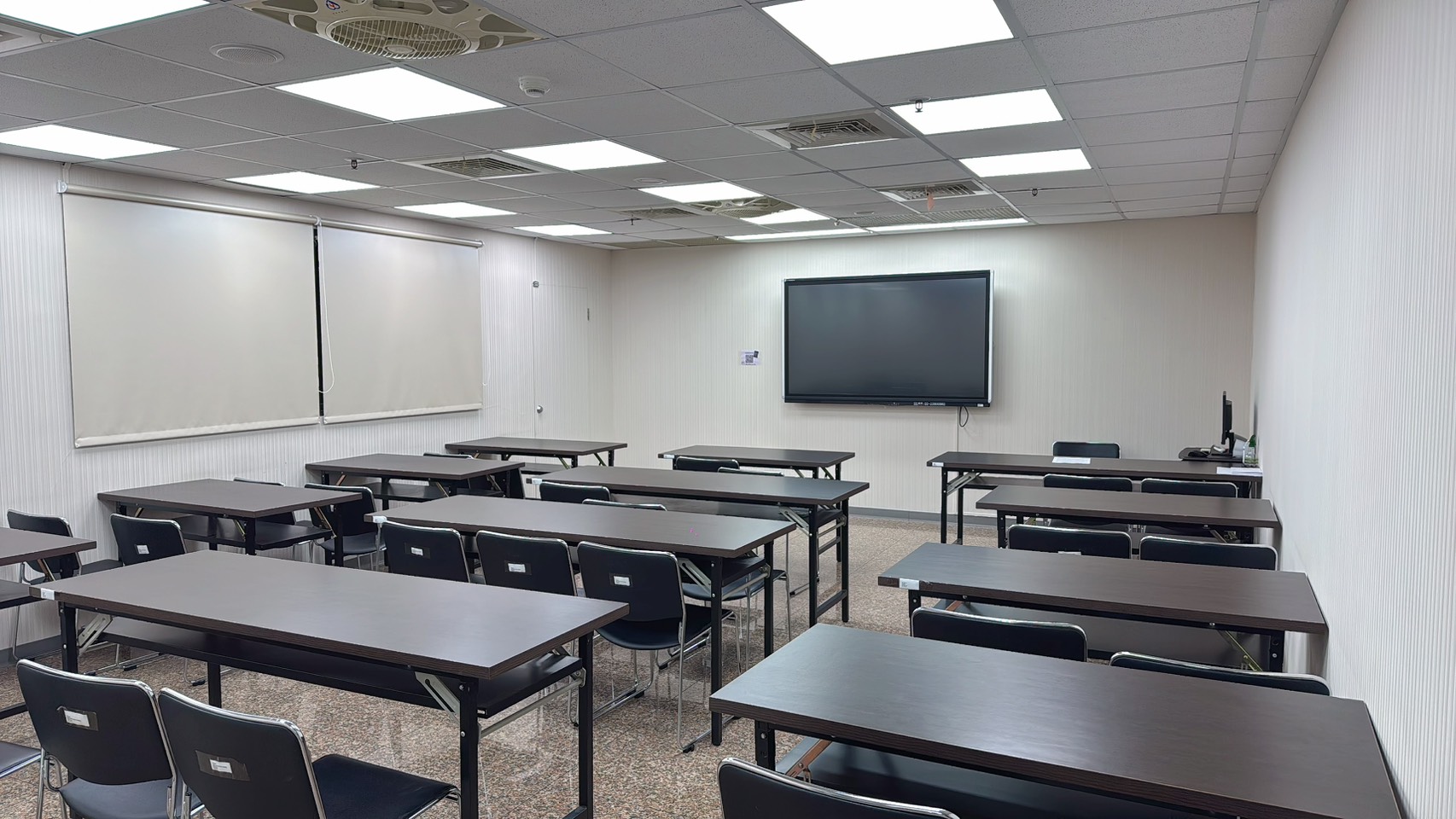 桃園外語教室｜桃園站前商圈、專人管理、國際化學習氛圍